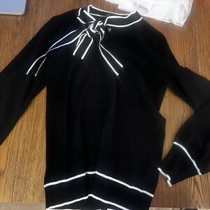 Adrianna Papell Black Sweater Top with White Trim and bow neckline, Women’s Smal